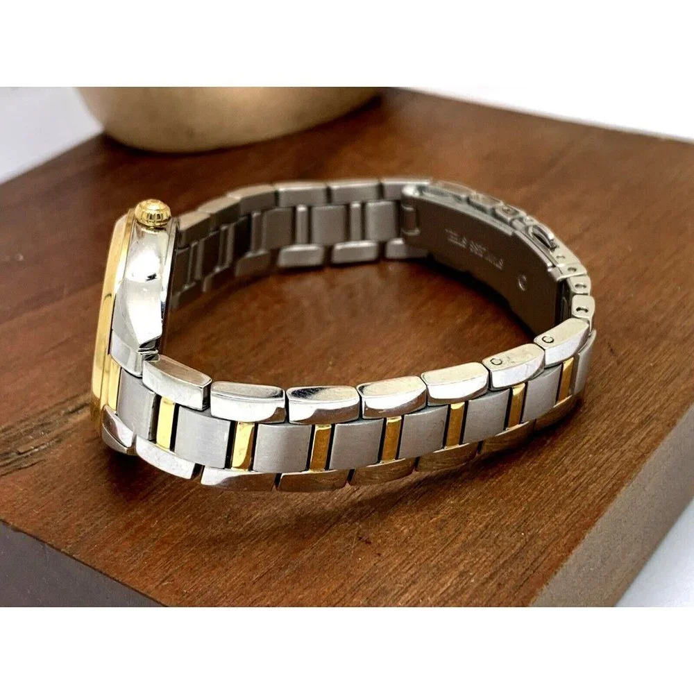 Bulova Women's Watch 98L277 Quartz 28mm Two Tone Stainless Steel Bracelet